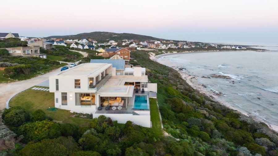 5 Bedroom Property for Sale in Suiderstrand Western Cape